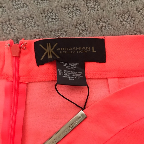 Neon pink Kardashian Kollection skirt Large - Picture 3 of 4